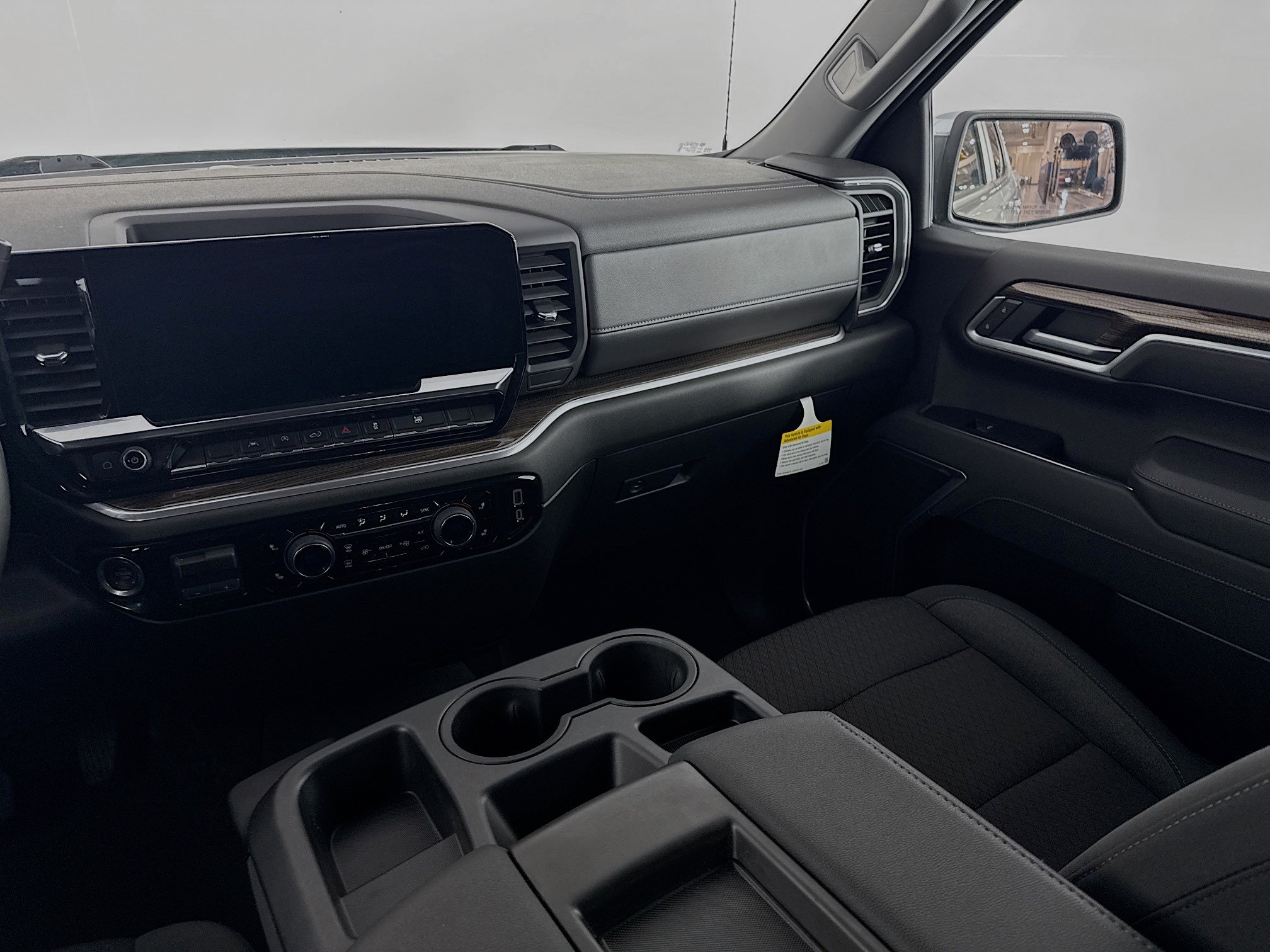 Used 2026 Chevrolet Silverado 1500 LT AWD/4WD image 23
