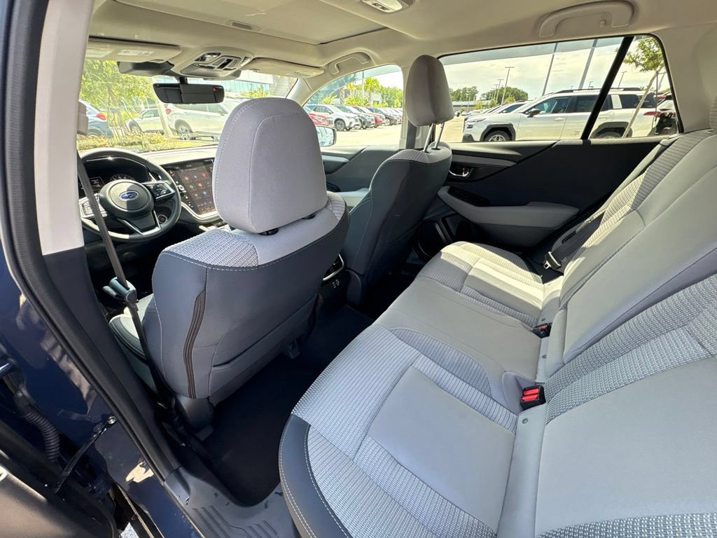 Certified 2025 Subaru Outback Premium AWD/4WD image 16