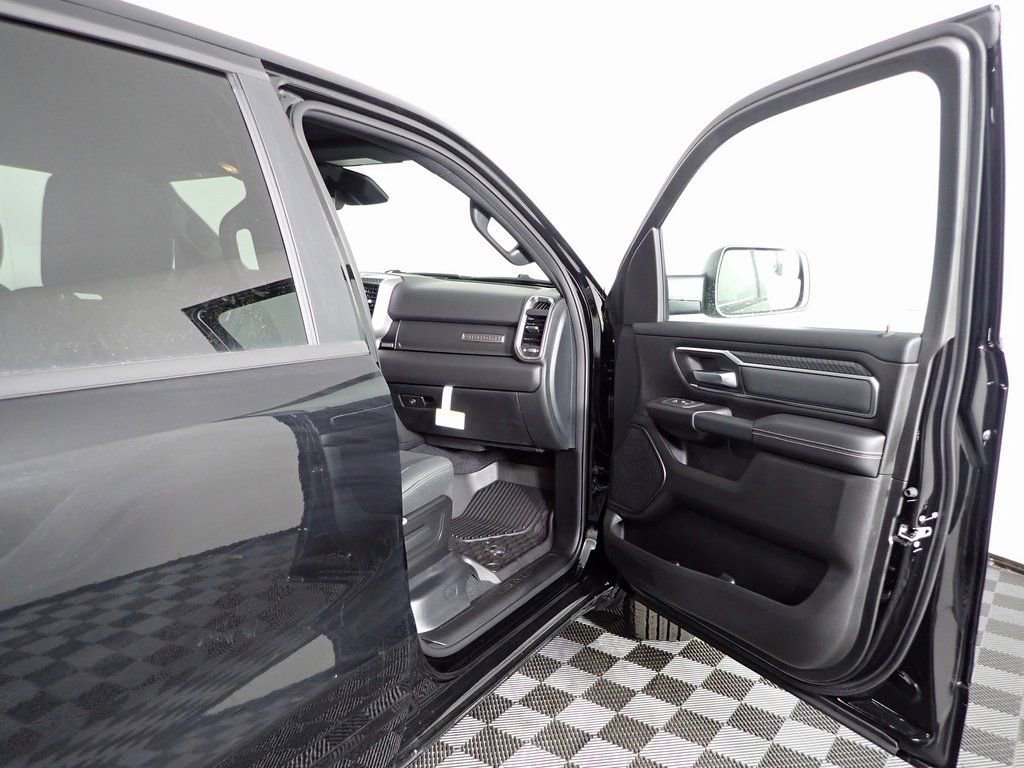 New 2025 RAM 1500 Big Horn image 28