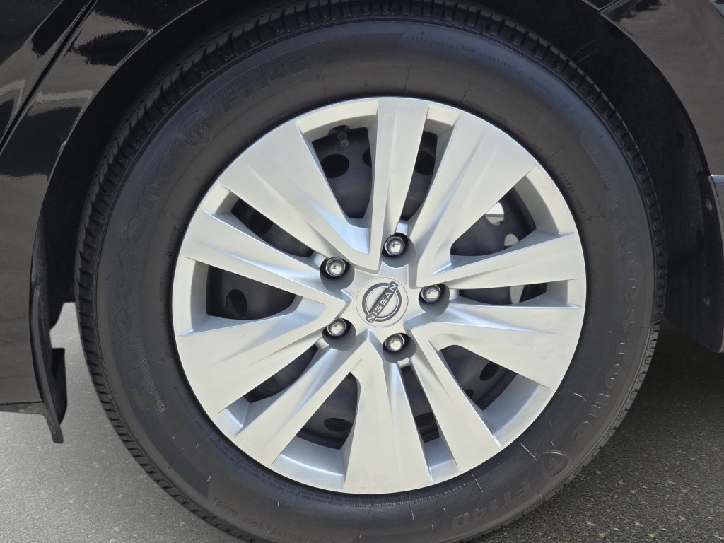 Used 2025 Nissan Sentra S FWD image 36
