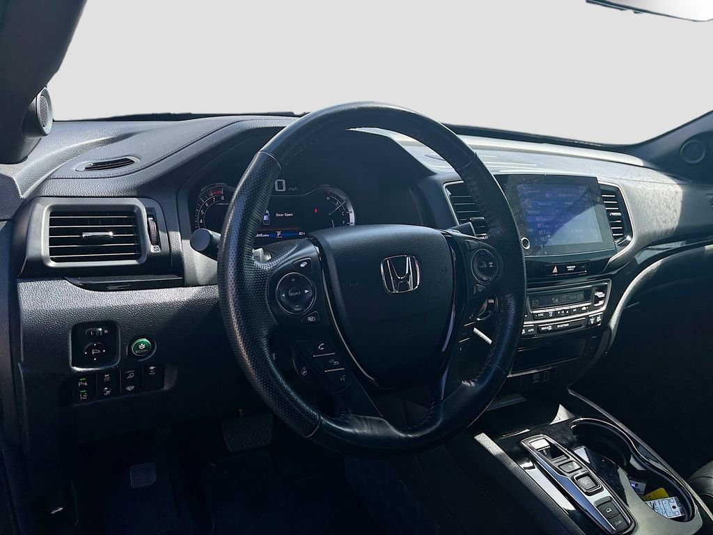 Used 2023 Honda Ridgeline Black Edition image 9