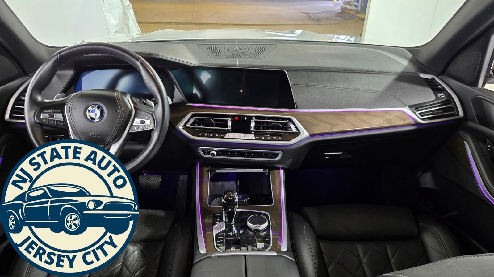 Used 2023 BMW X5 xDrive45e w/ Climate Comfort Package image 27