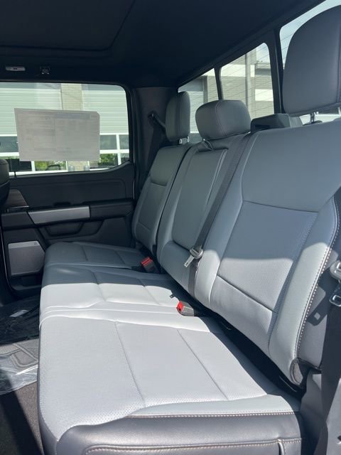 New 2025 Ford F150 Lightning Lariat image 36