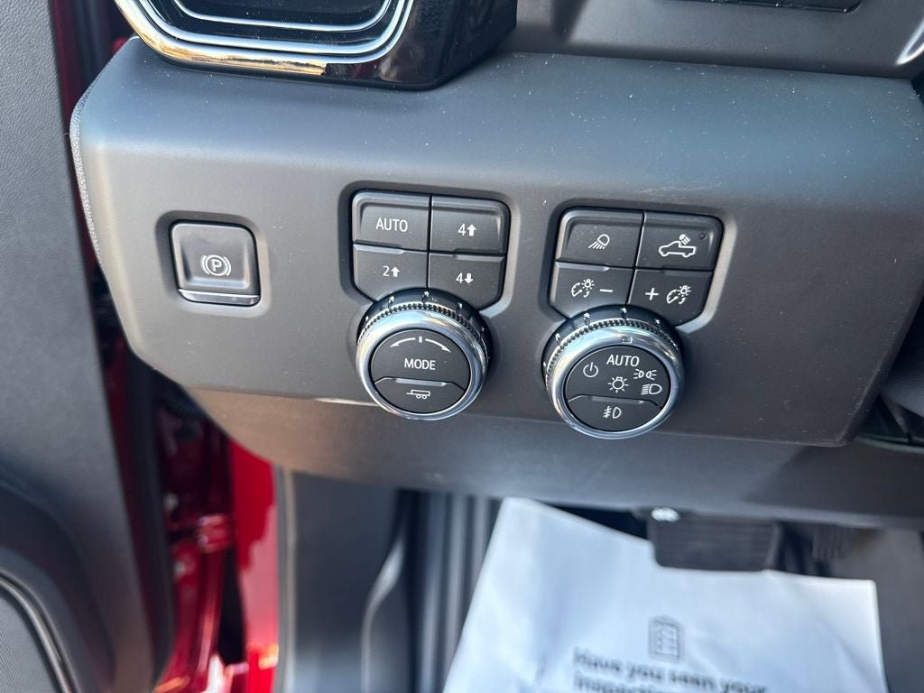 New 2026 GMC Sierra 1500 AT4 w/ Technology Package AWD/4WD image 19