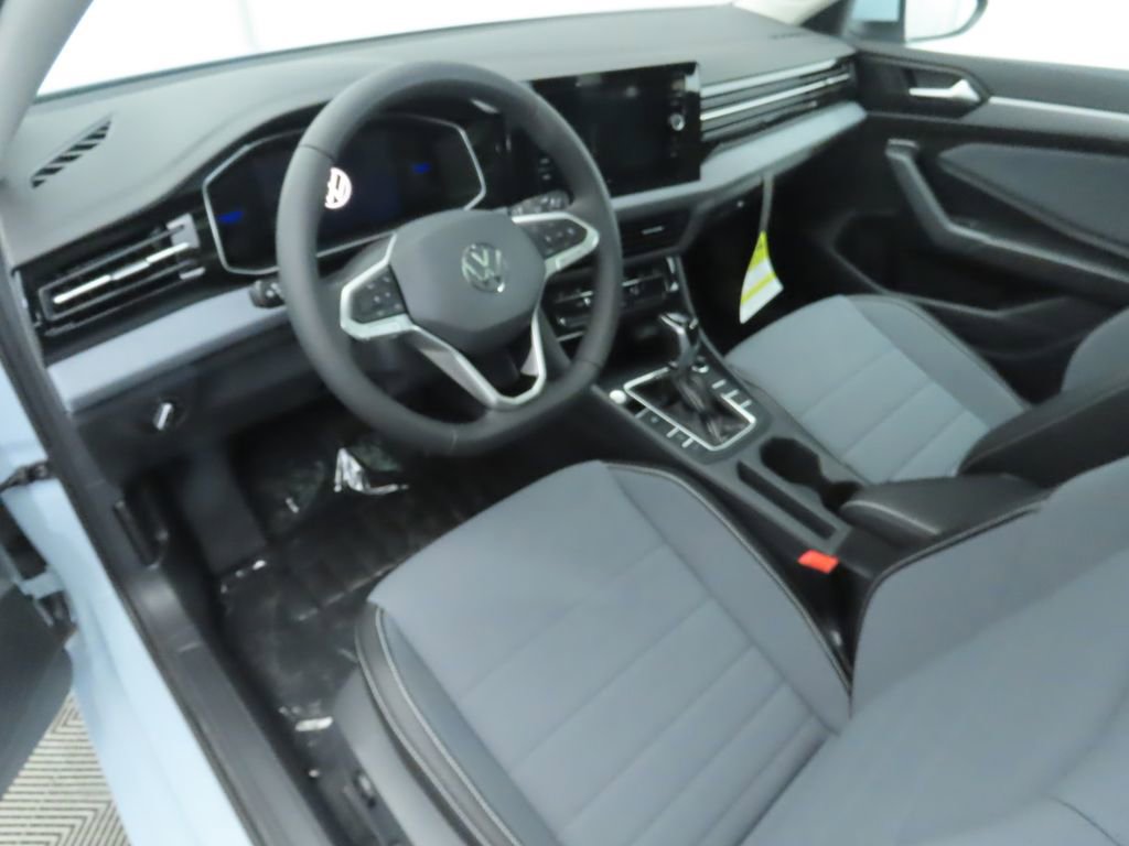 New 2026 Volkswagen Jetta SE image 9