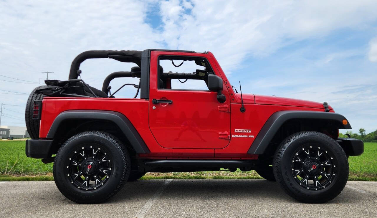 Used 2012 Jeep Wrangler Sport AWD/4WD image 5