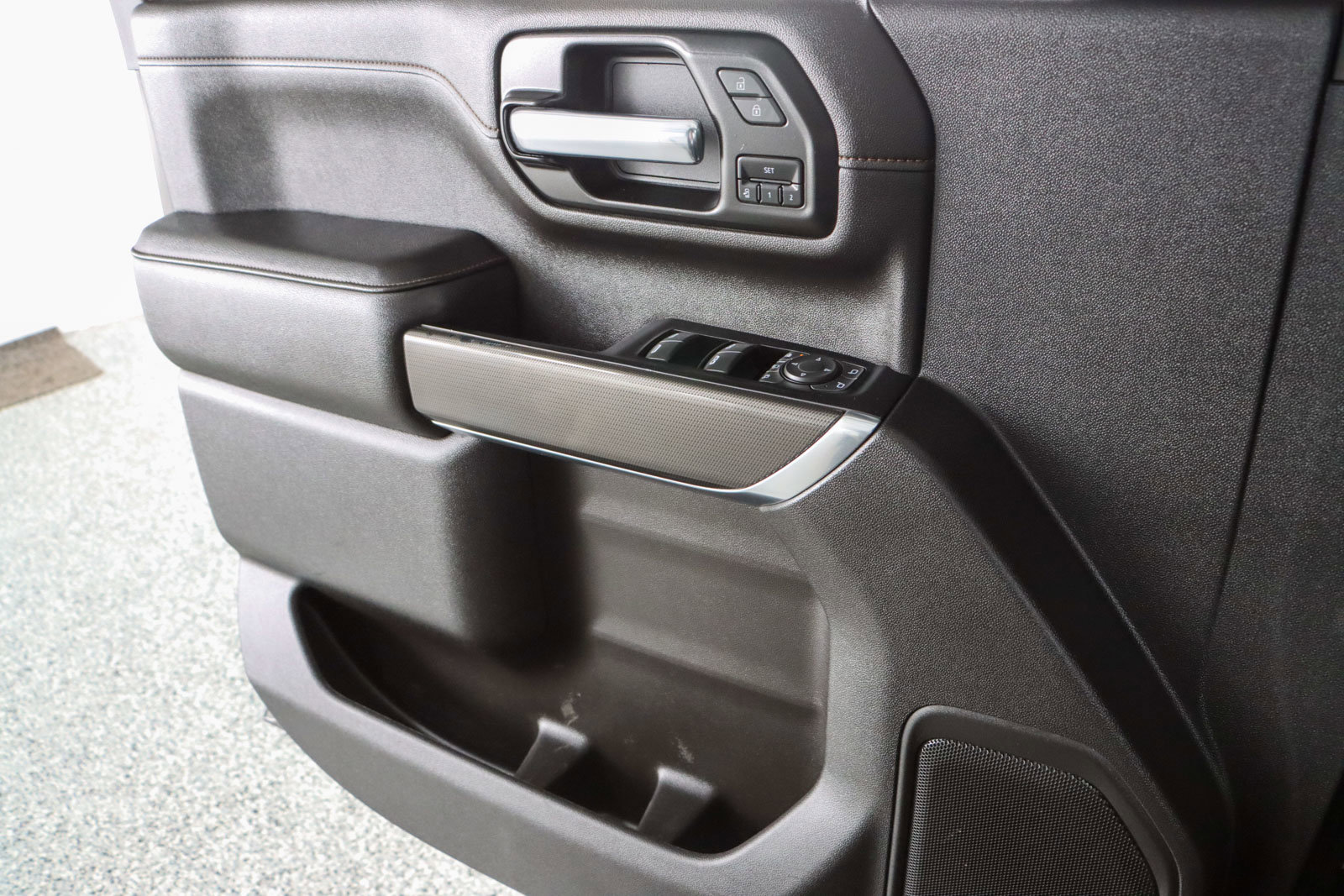 Used 2022 GMC Sierra 2500 AT4 w/ Gooseneck/5TH Wheel Package image 23