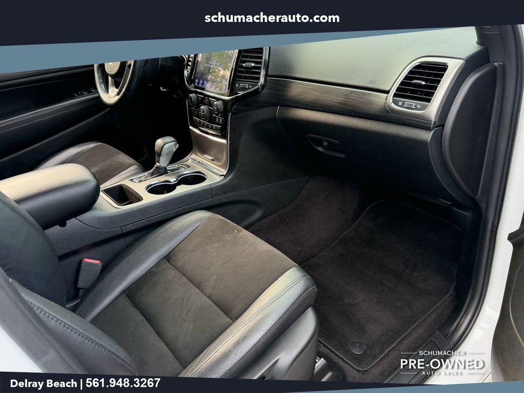 Used 2019 Jeep Grand Cherokee Altitude RWD image 16