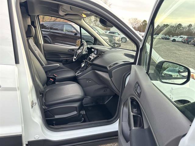 Used 2021 Ford Transit Connect XL image 4