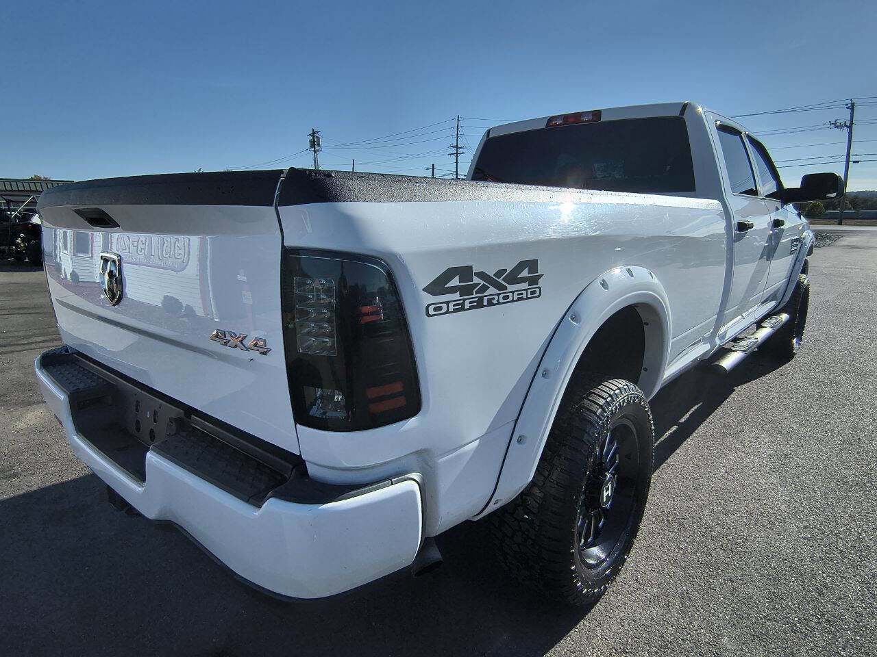 Used 2018 RAM 2500 Tradesman w/ Protection Group image 6