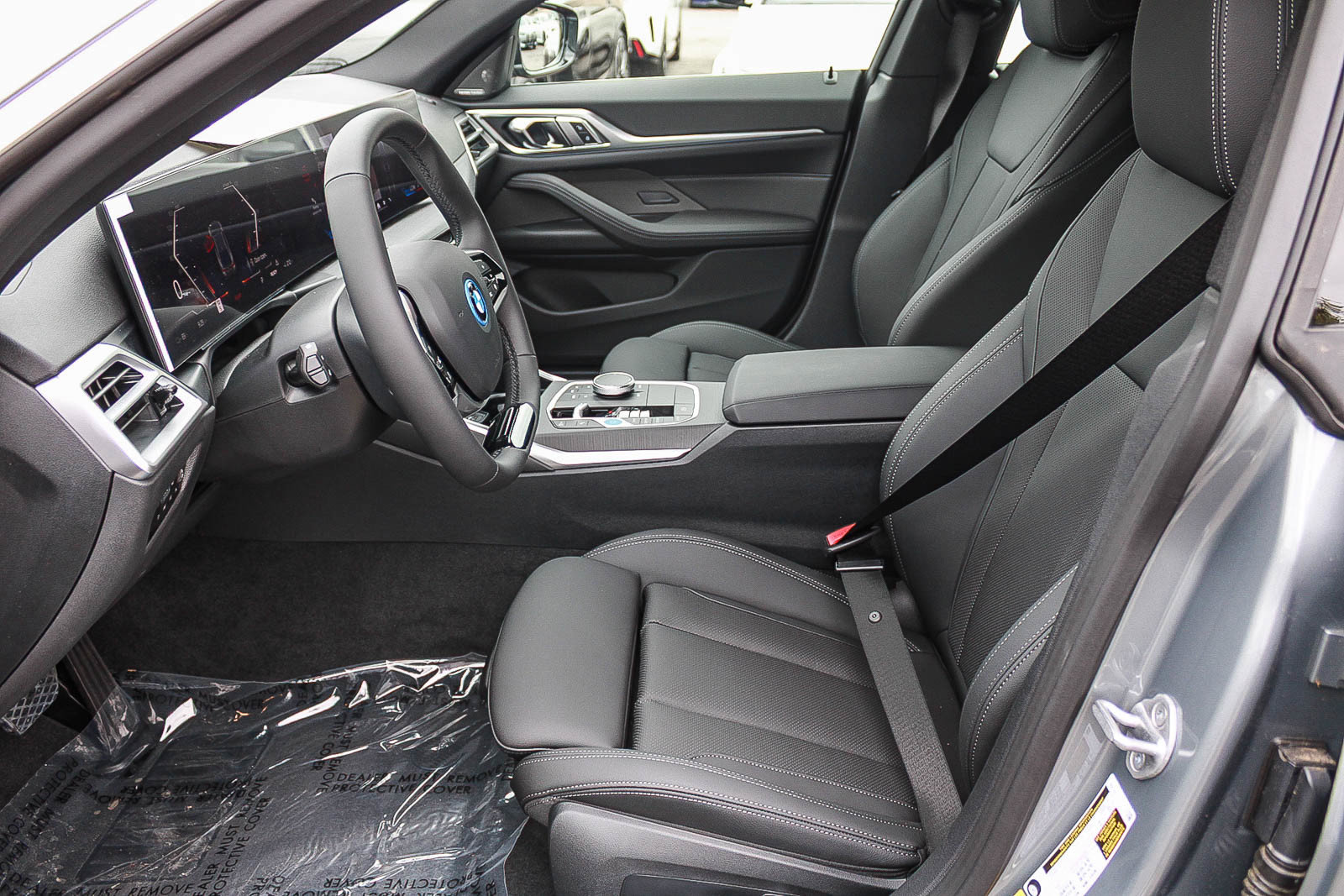 New 2026 BMW i4 xDrive40i w/ Premium Package AWD/4WD image 17