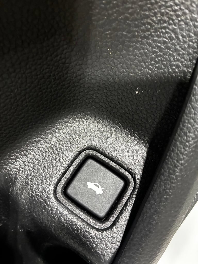 Used 2019 Honda Accord EX-L image 19
