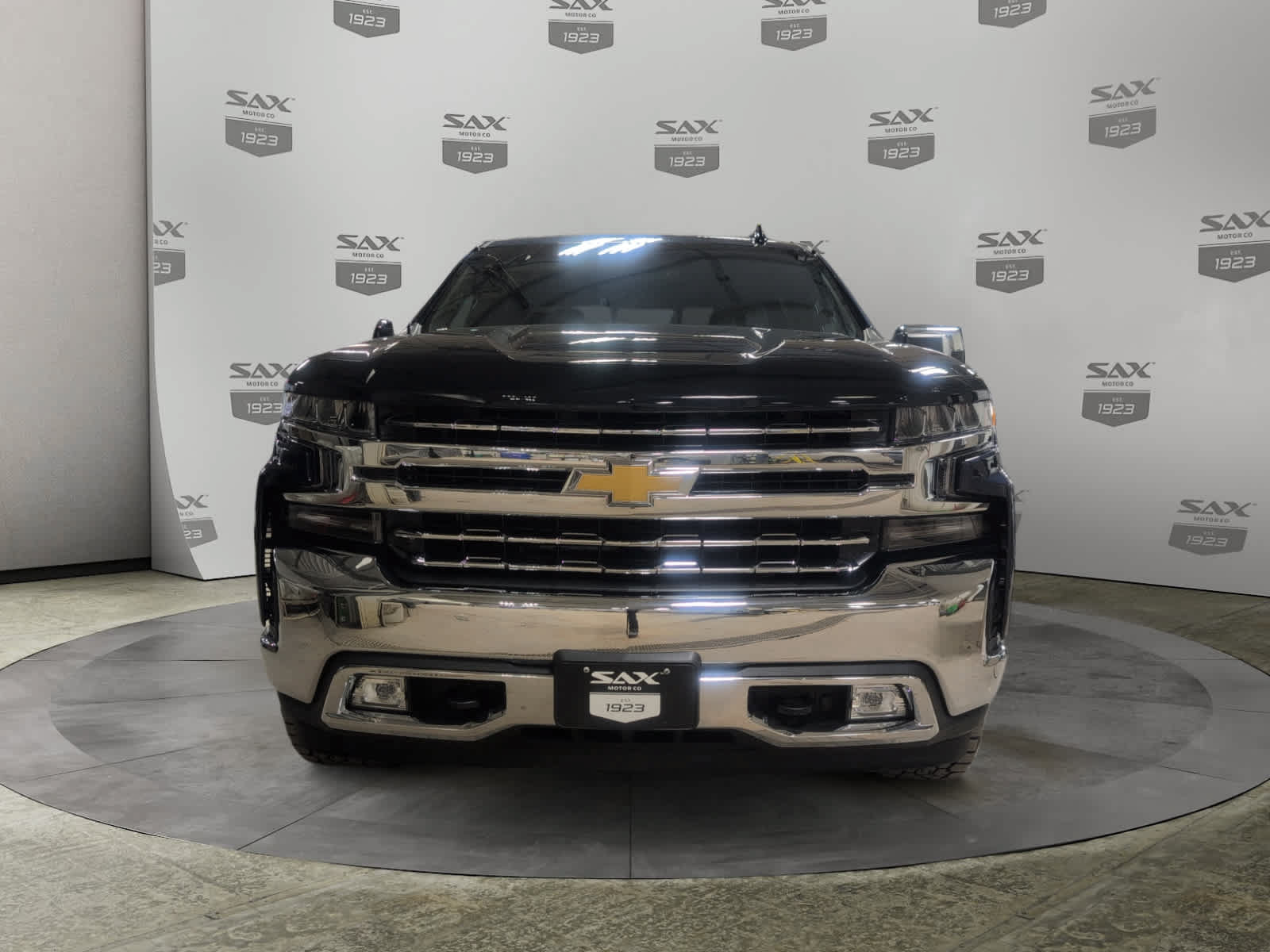 Used 2020 Chevrolet Silverado 1500 LTZ AWD/4WD image 8