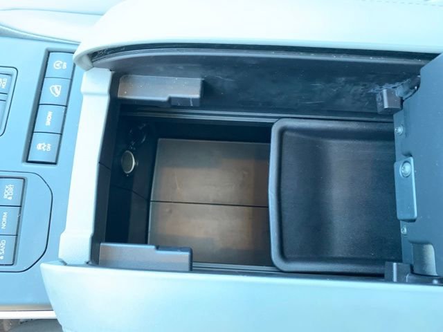 Used 2022 Toyota Highlander XLE image 28