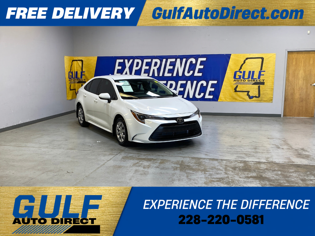 Used 2026 Toyota Corolla LE FWD image 1