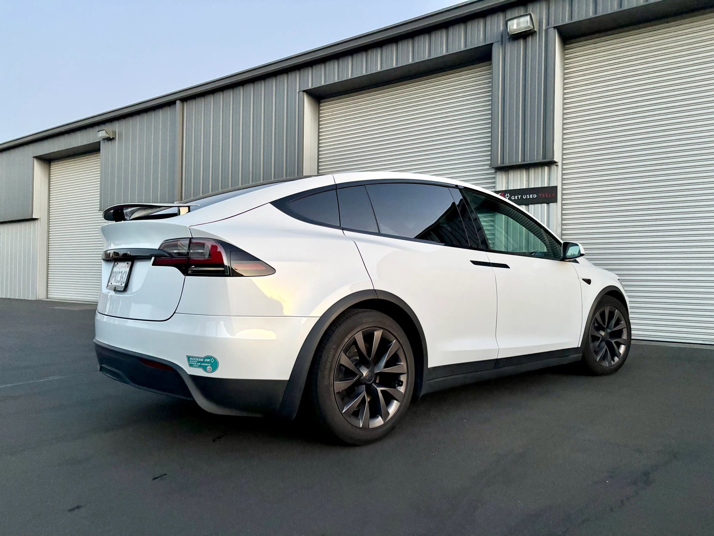 Used 2024 Tesla Model X image 8