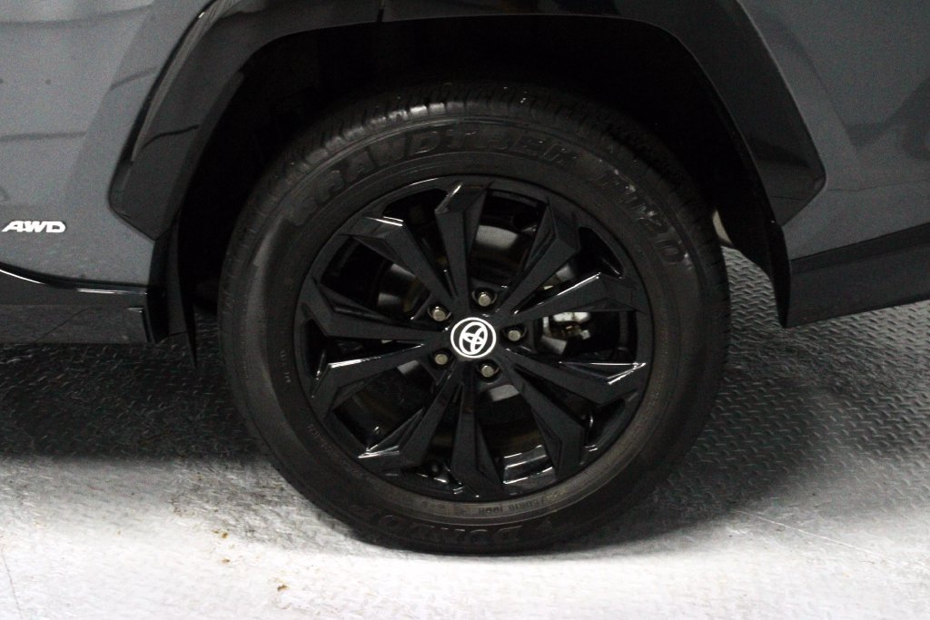 Used 2023 Toyota RAV4 XSE w/ XSE Grade Weather Package AWD/4WD image 18