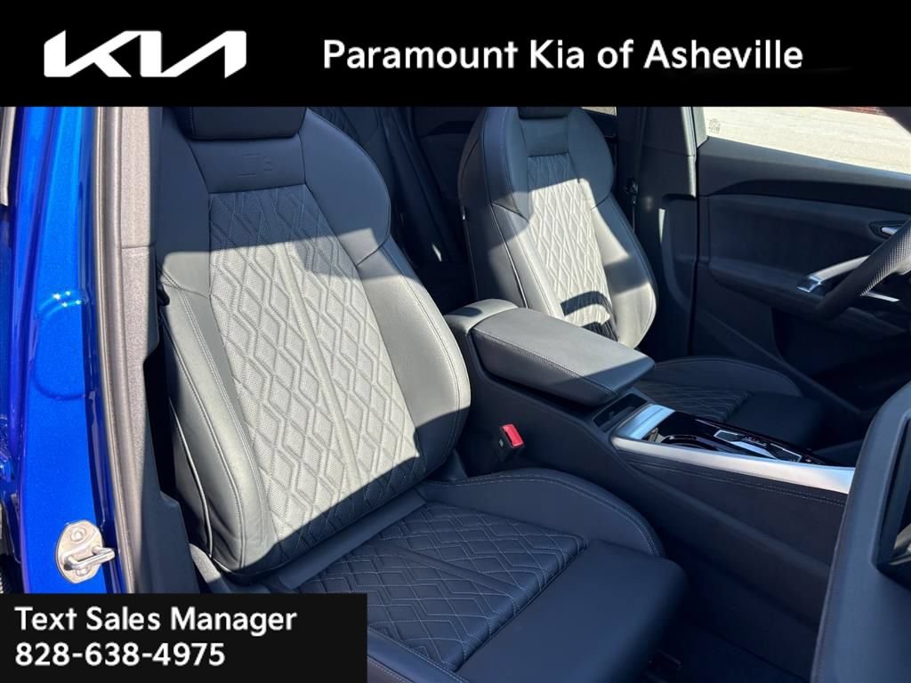 Used 2025 Audi SQ5 Premium Plus AWD/4WD image 21