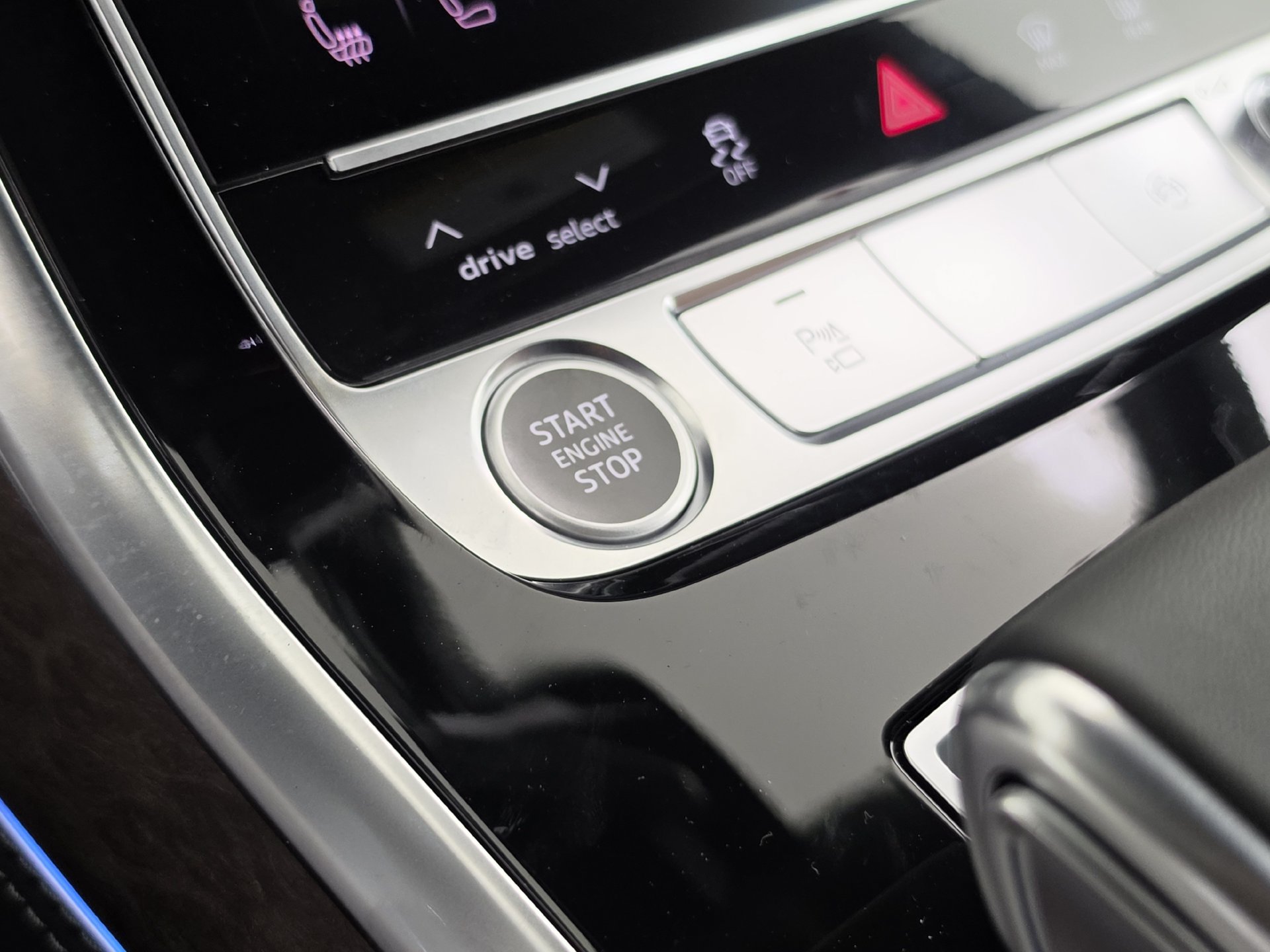 New 2027 Audi Q8 Premium Plus AWD/4WD image 25