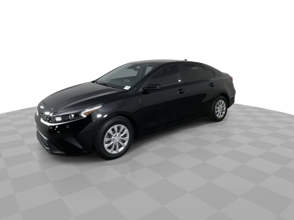 Used 2022 Kia Forte Sedan image 4
