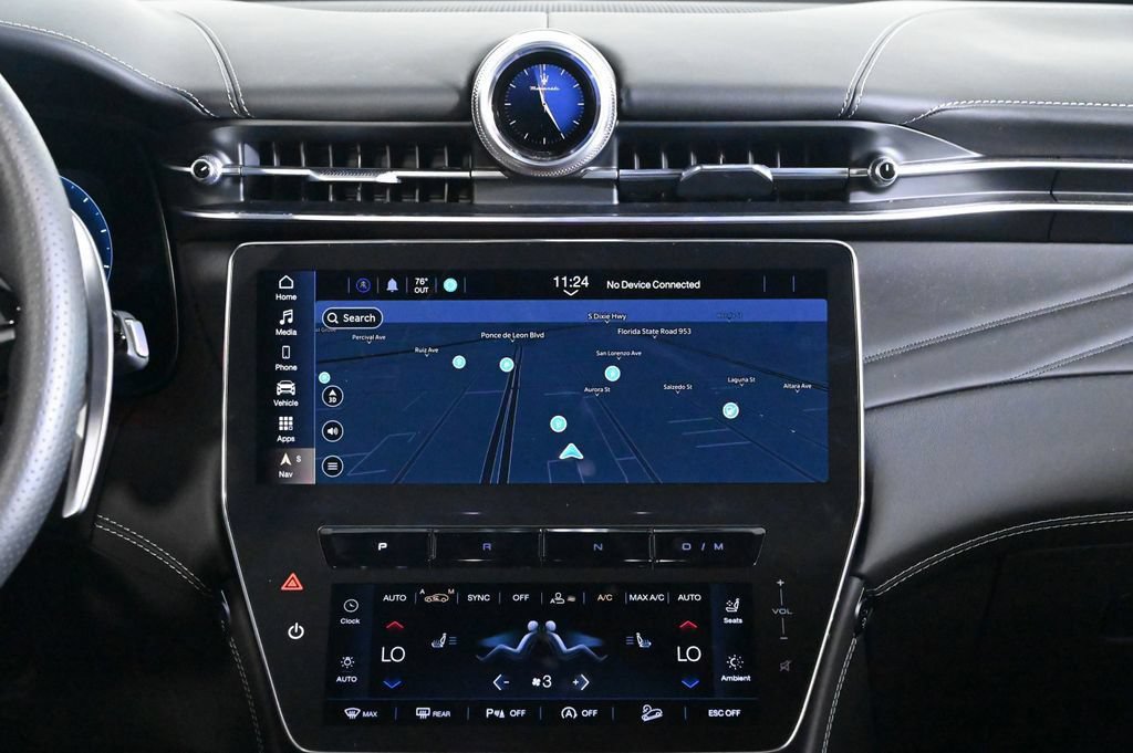 Used 2025 Maserati Grecale GT AWD/4WD image 13
