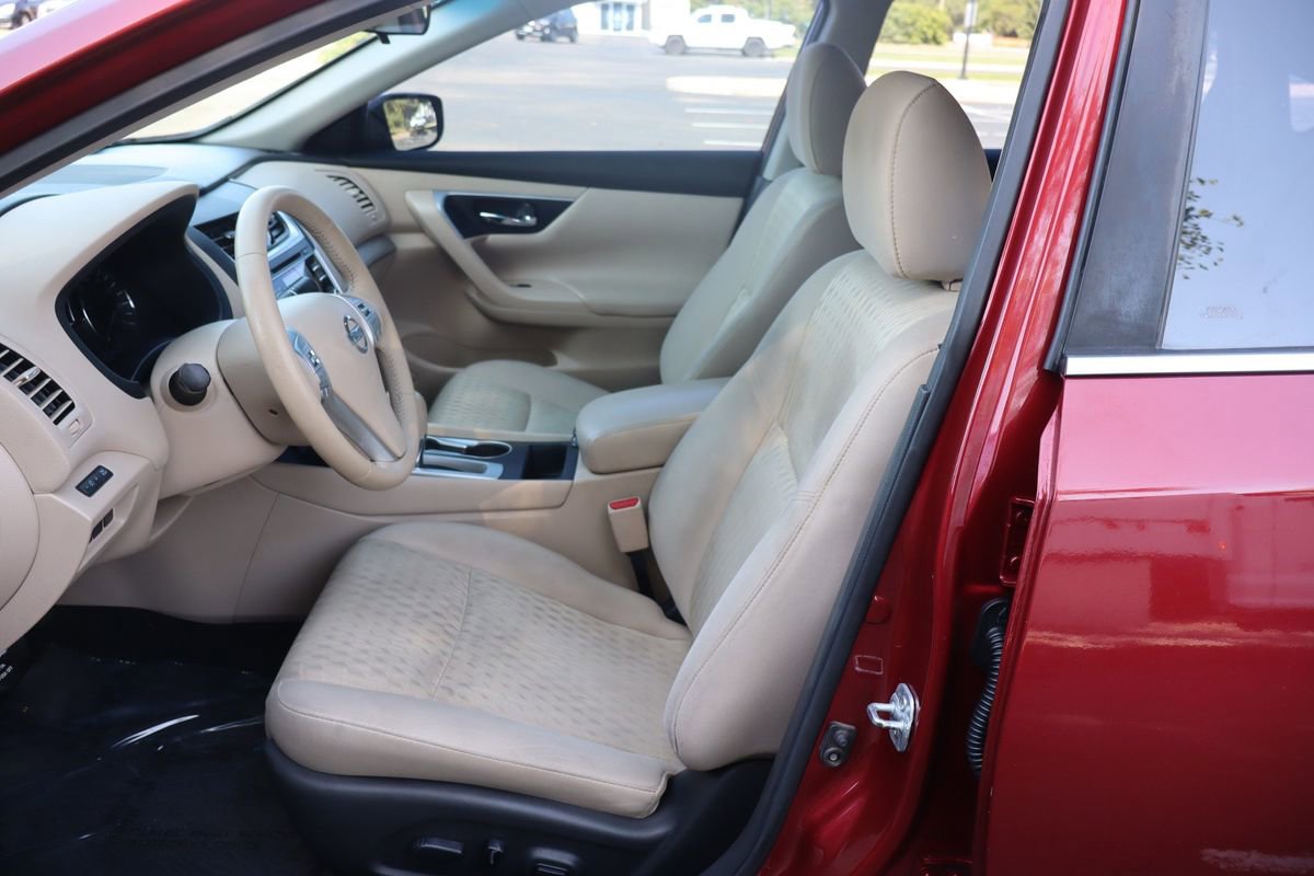 Used 2017 Nissan Altima 2.5 SV FWD image 19
