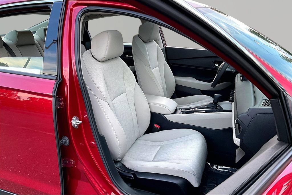Used 2023 Honda Accord EX image 22