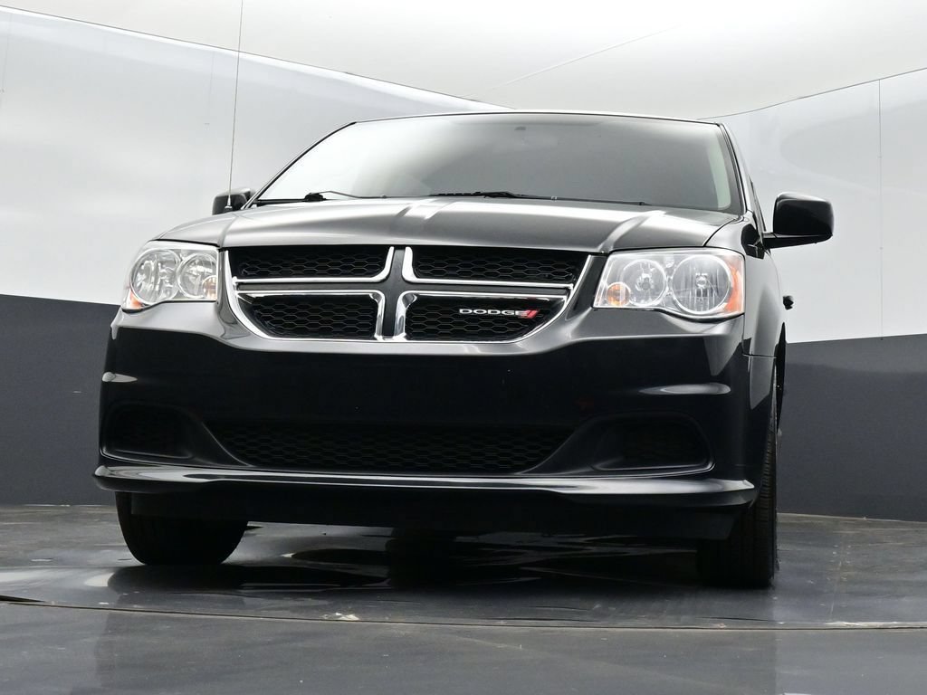 Used 2016 Dodge Grand Caravan SXT FWD image 11