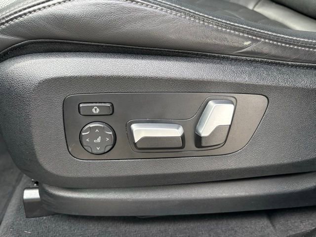 Used 2023 BMW X5 xDrive45e w/ Climate Comfort Package image 27