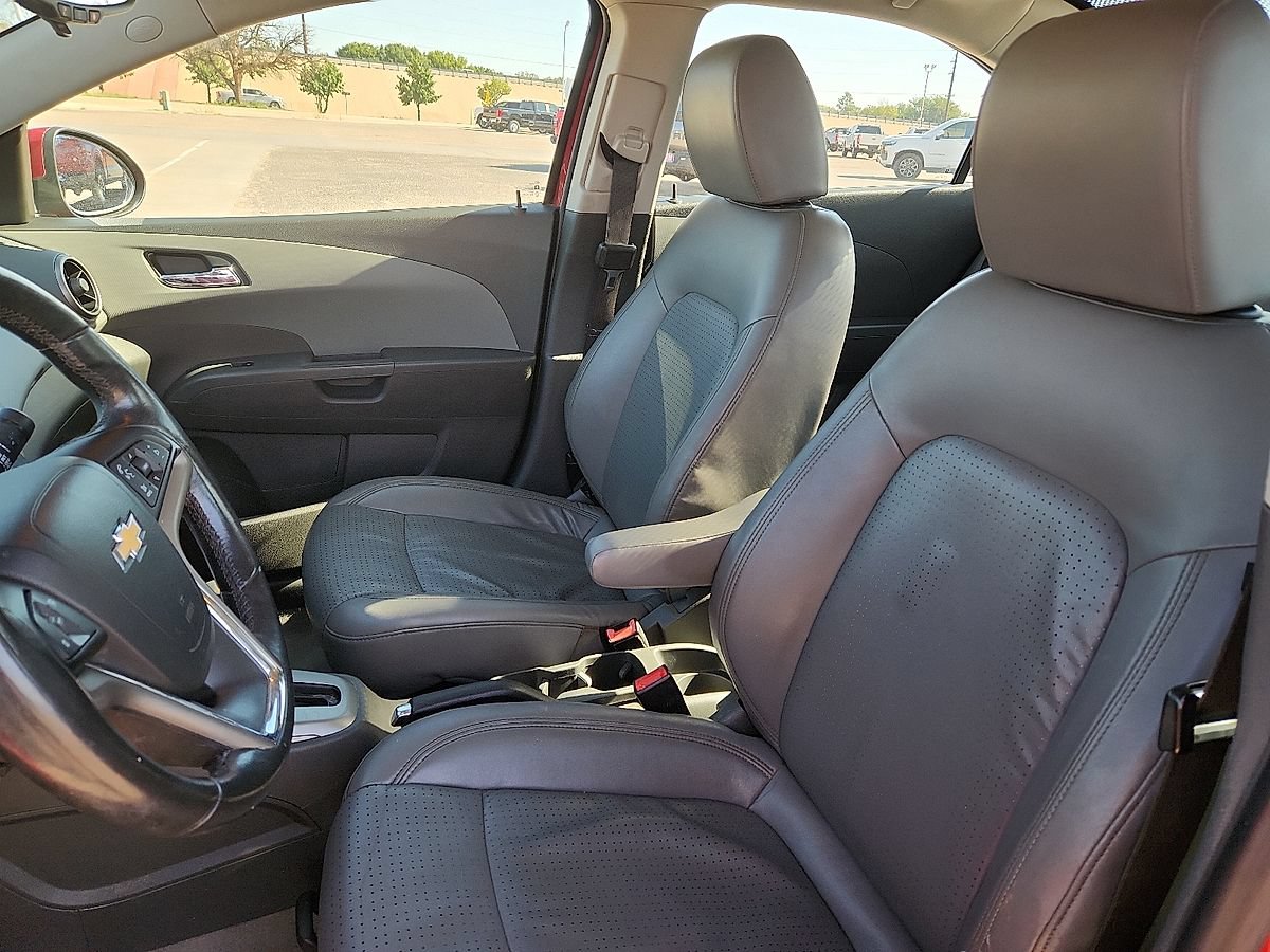 Used 2012 Chevrolet Sonic LTZ FWD image 7