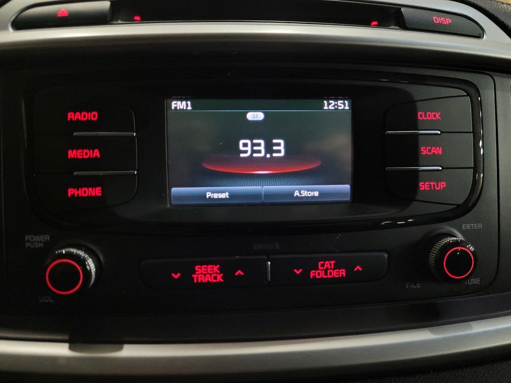 Used 2017 Kia Sorento AWD image 25