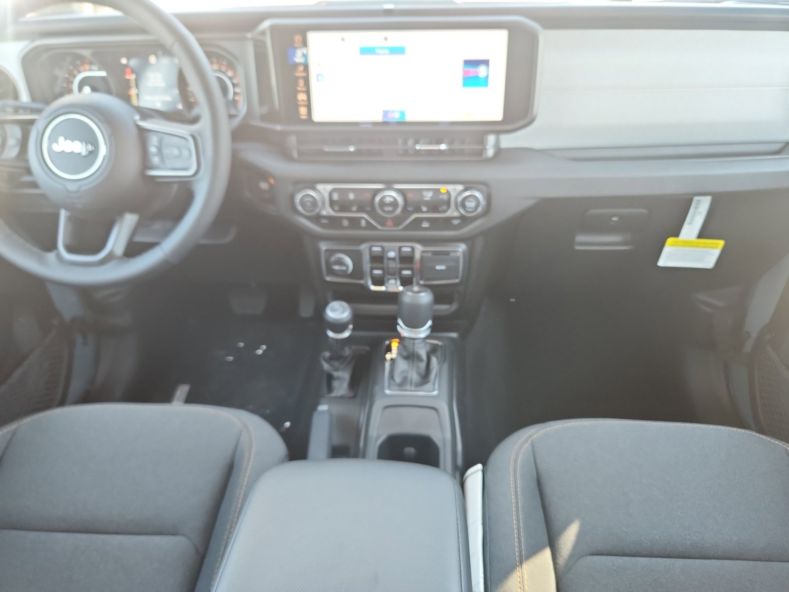 New 2025 Jeep Gladiator Sport image 21