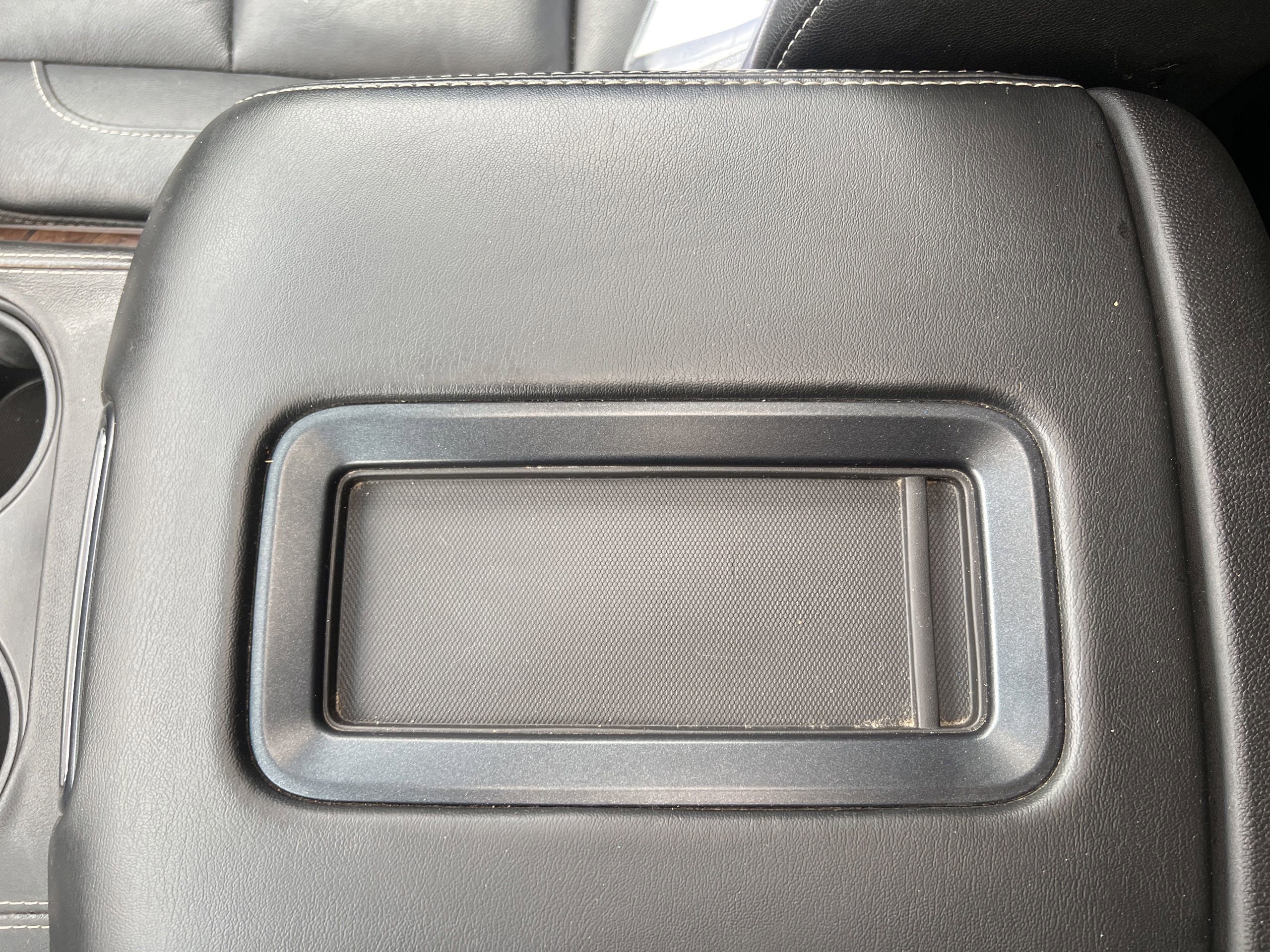 Used 2015 Chevrolet Tahoe LT AWD/4WD image 18