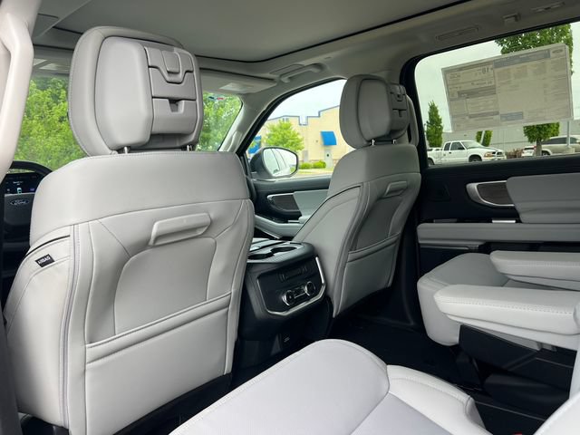 New 2026 Ford Expedition Max Platinum w/ Platinum Ultimate Package AWD/4WD image 39