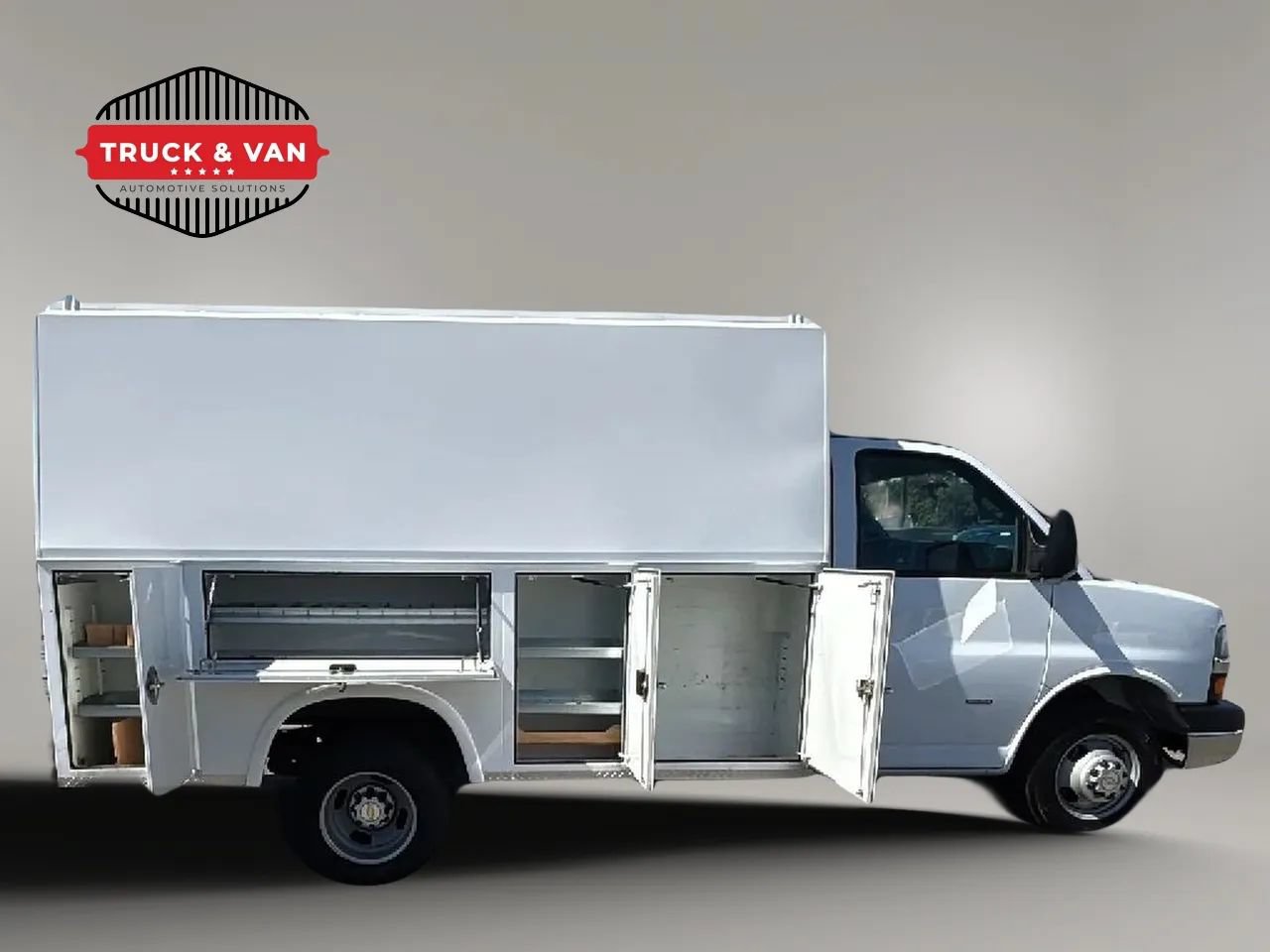 Used 2020 Chevrolet Express 3500 w/ Power Convenience Package RWD image 43