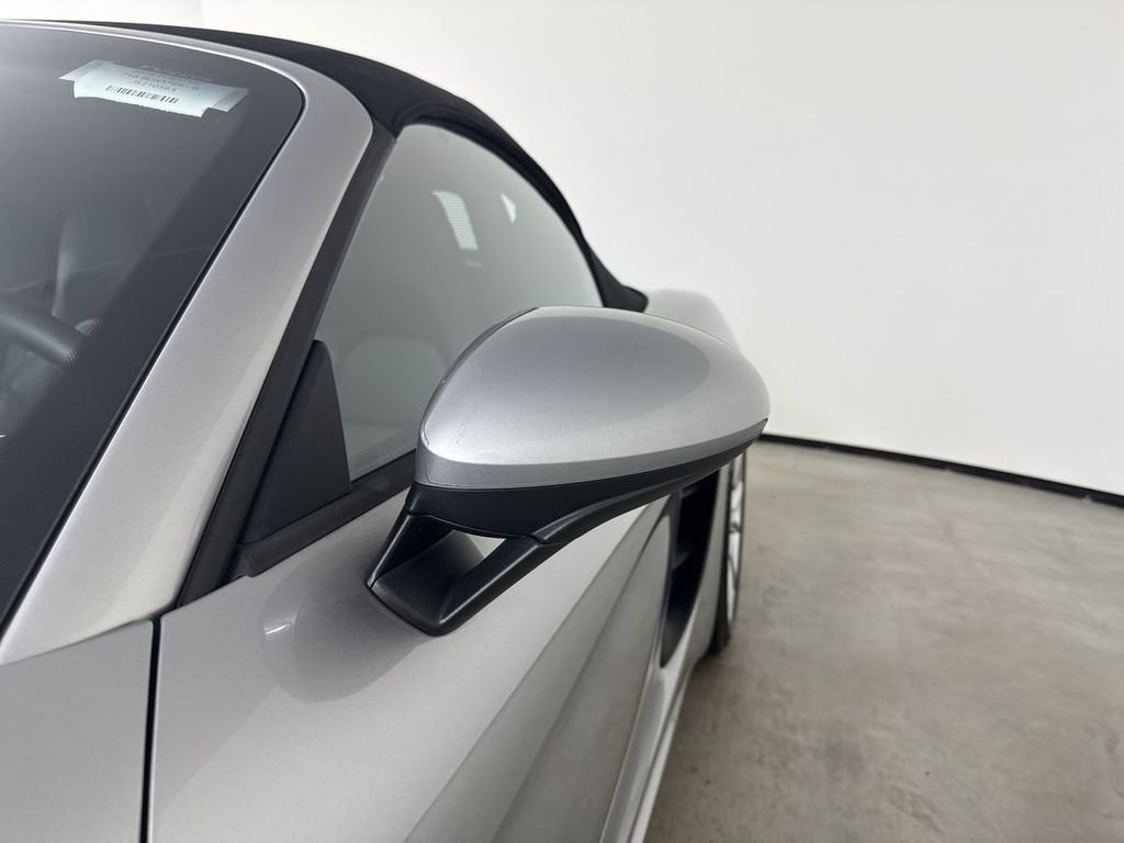 Certified 2018 Porsche 718 Boxster RWD image 12