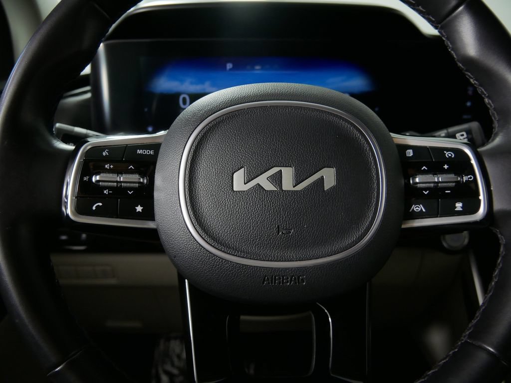 Used 2023 Kia Carnival SX FWD image 30