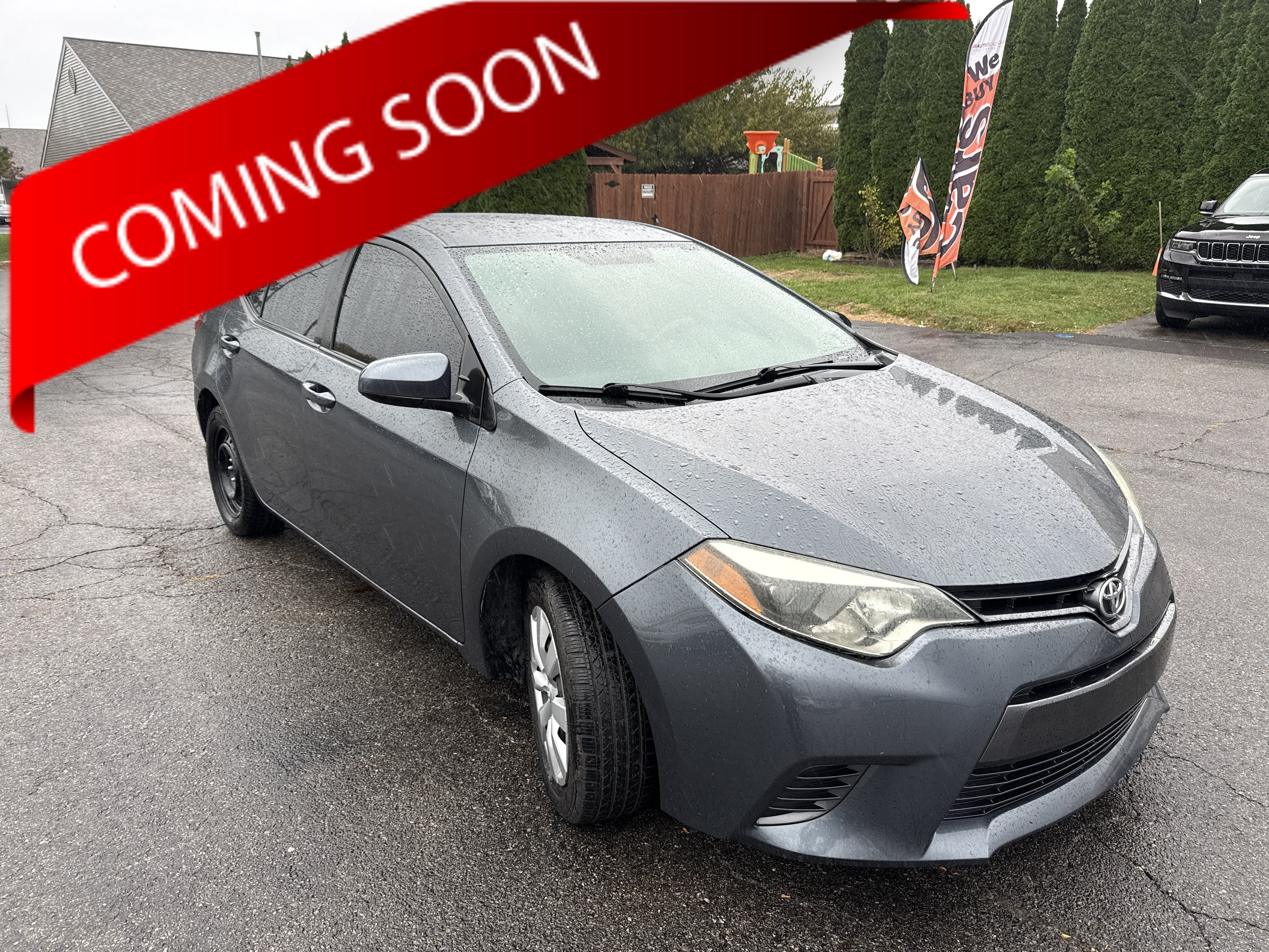 Used 2015 Toyota Corolla LE FWD image 1