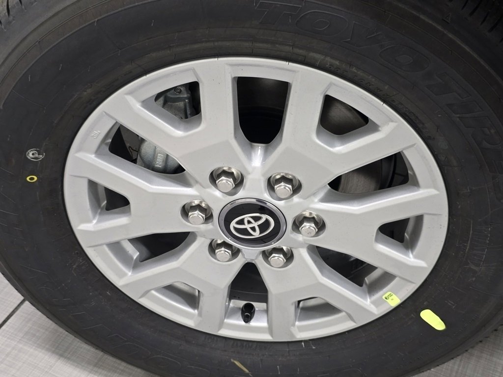 New 2025 Toyota Tacoma SR5 image 7