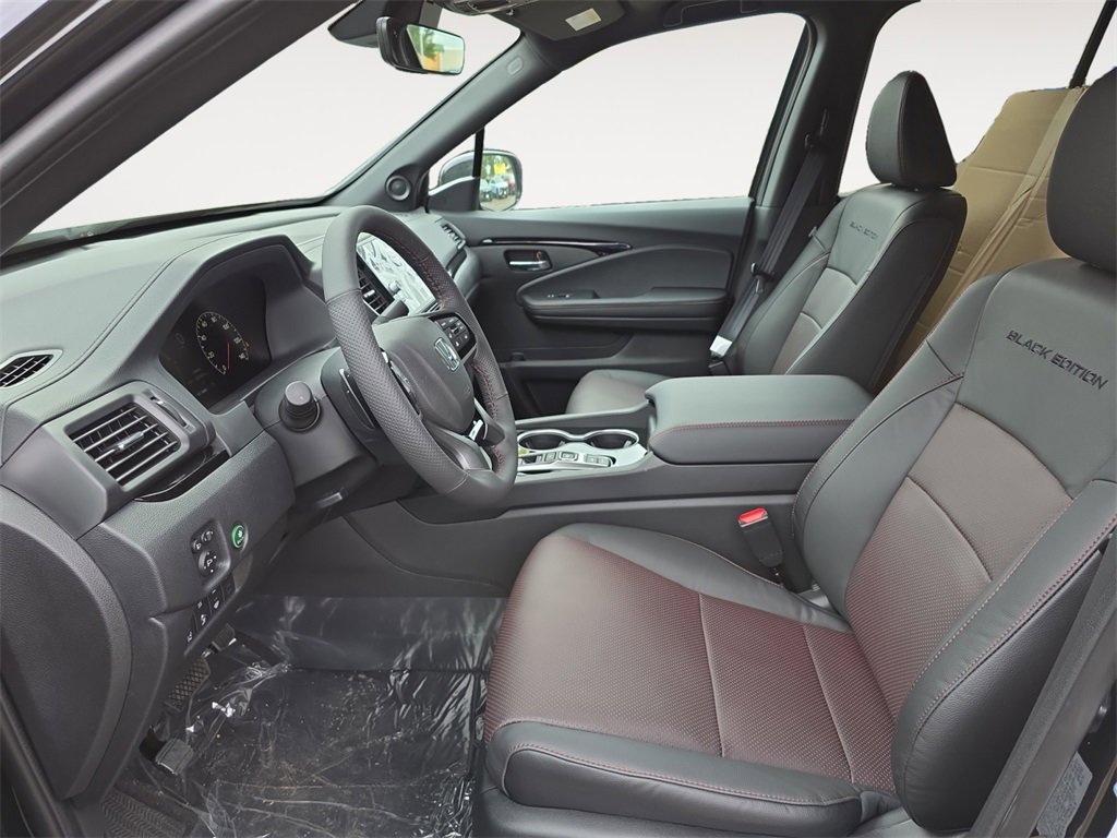 New 2025 Honda Ridgeline Black Edition image 9