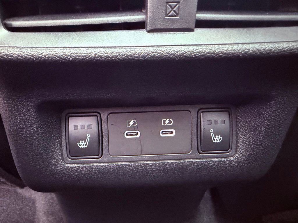 Used 2025 Nissan Murano Platinum w/ Cargo Package image 15