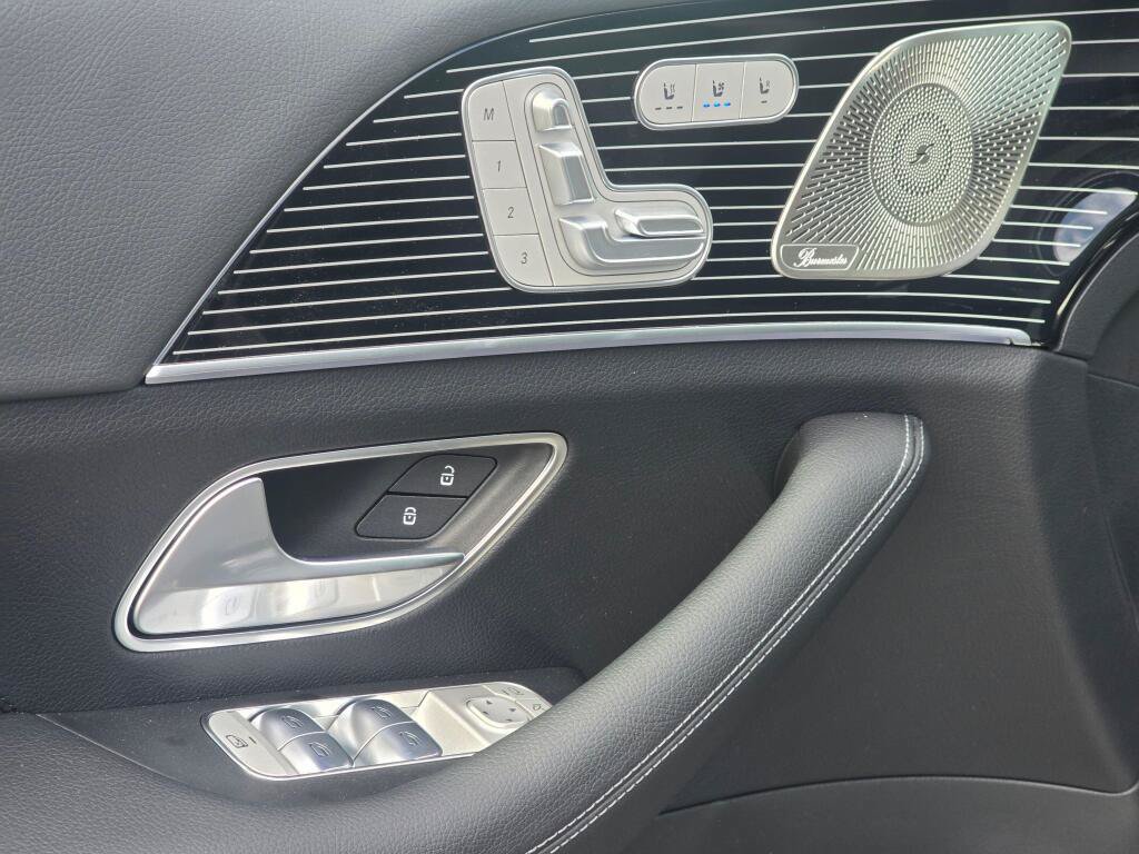 New 2026 Mercedes-Benz GLS 450 4MATIC image 37