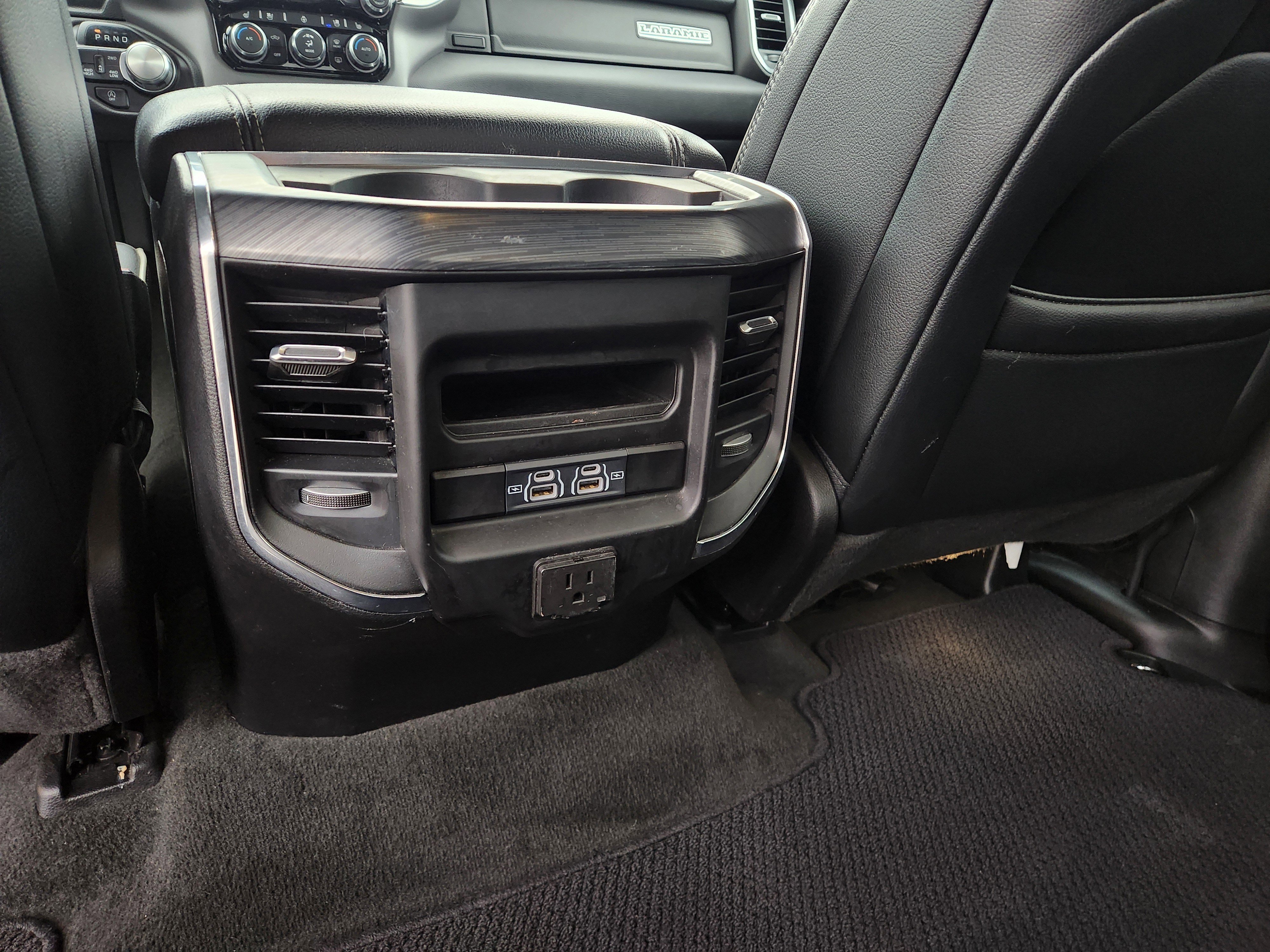 Used 2024 RAM 1500 Laramie image 12