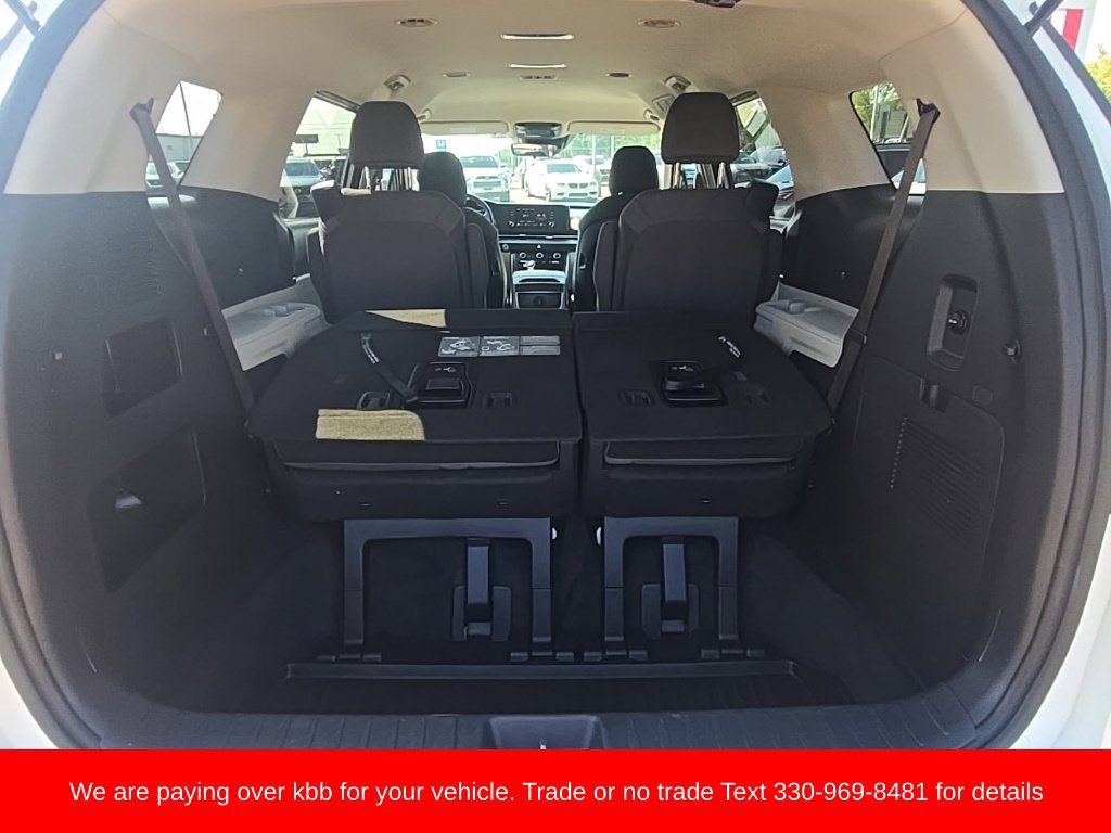 Used 2024 Kia Carnival LX FWD image 37