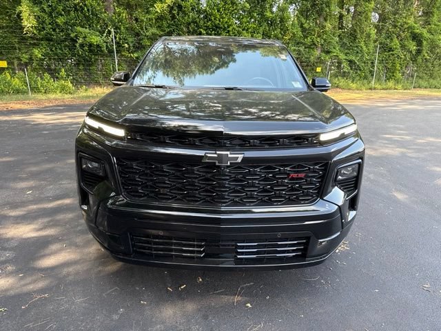 Used 2026 Chevrolet Traverse RS FWD image 8