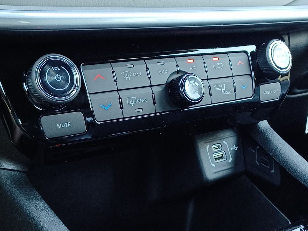 New 2026 Jeep Compass Limited AWD/4WD image 22