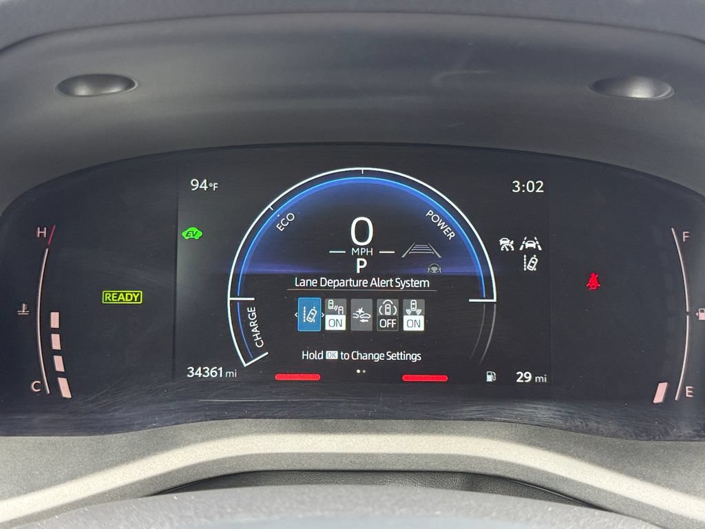 Used 2025 Toyota Camry SE FWD image 13