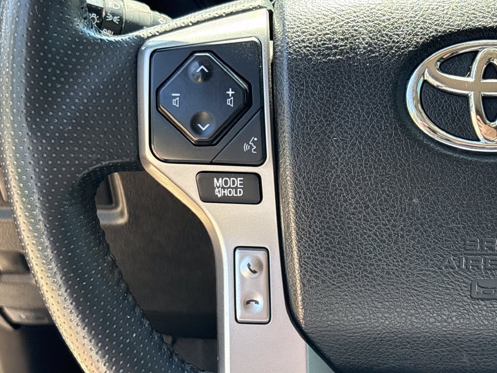 Used 2021 Toyota 4Runner SR5 AWD/4WD image 19