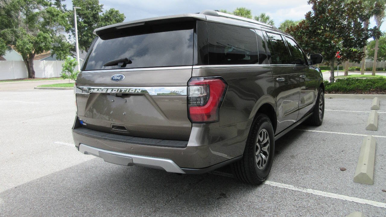 Used 2019 Ford Expedition Max Limited w/ Special Edition Package AWD/4WD image 5