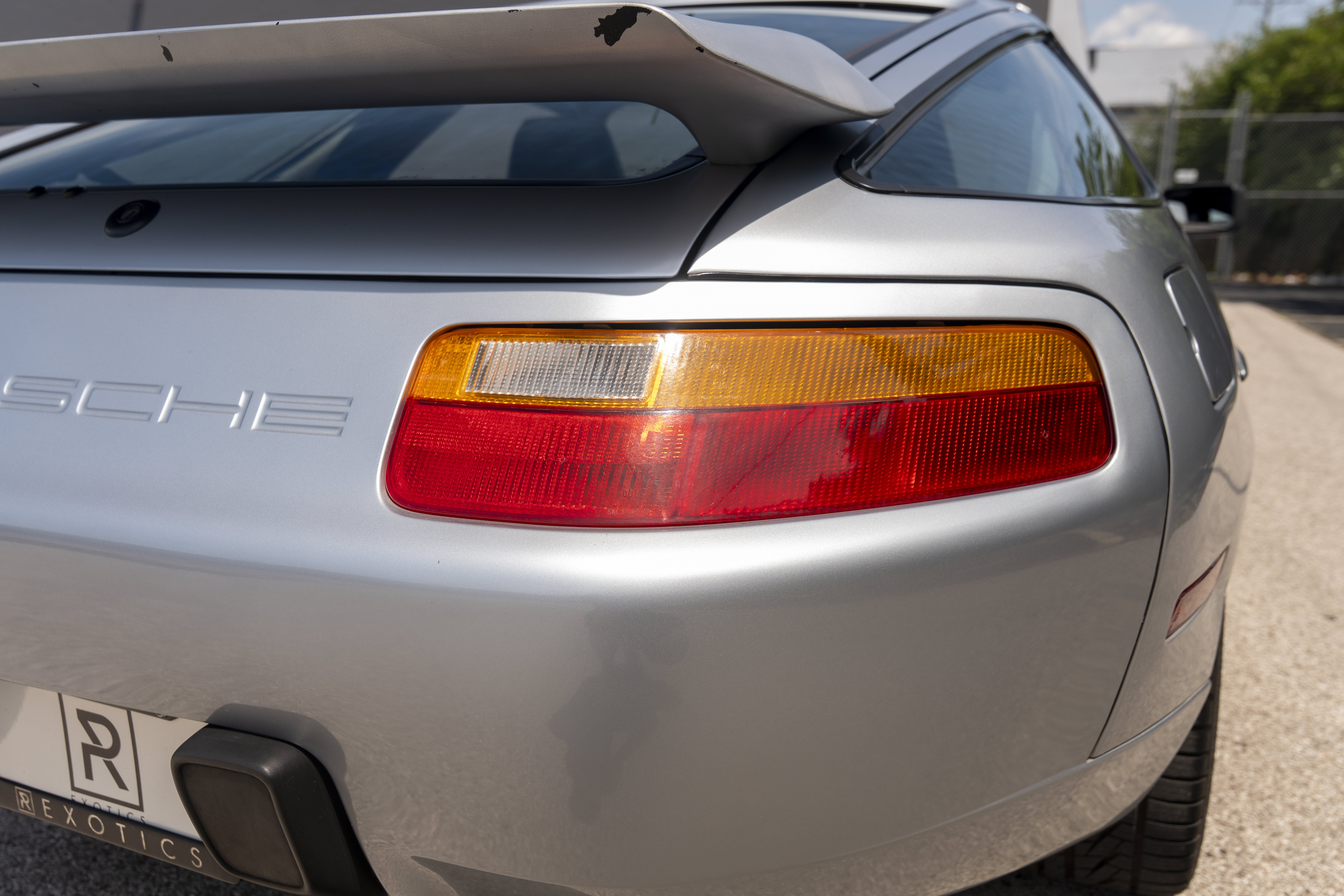 Used 1991 Porsche 928 S4 RWD image 21